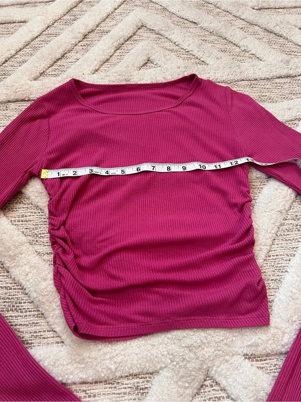 ALO Gather Ribbed Long Sleeve Crop Top Raspberry Magenta Small - Picture 4 of 5